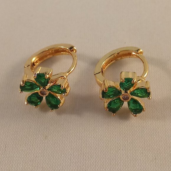 18K Yellow Gold Plated Flower Emerald Green Diamond Zircon Hoop Huggie Earrings - Picture 6 of 7